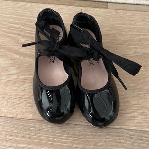 Tap shoes